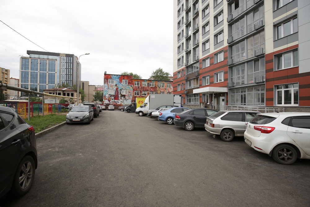 Azbuka Apartments on Aksakova 81-1 view 3