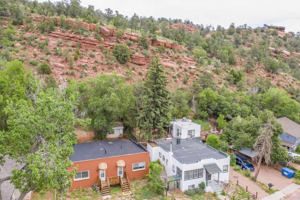3br🌞downtown Manitou🔆patio🏔mtn Views view 2