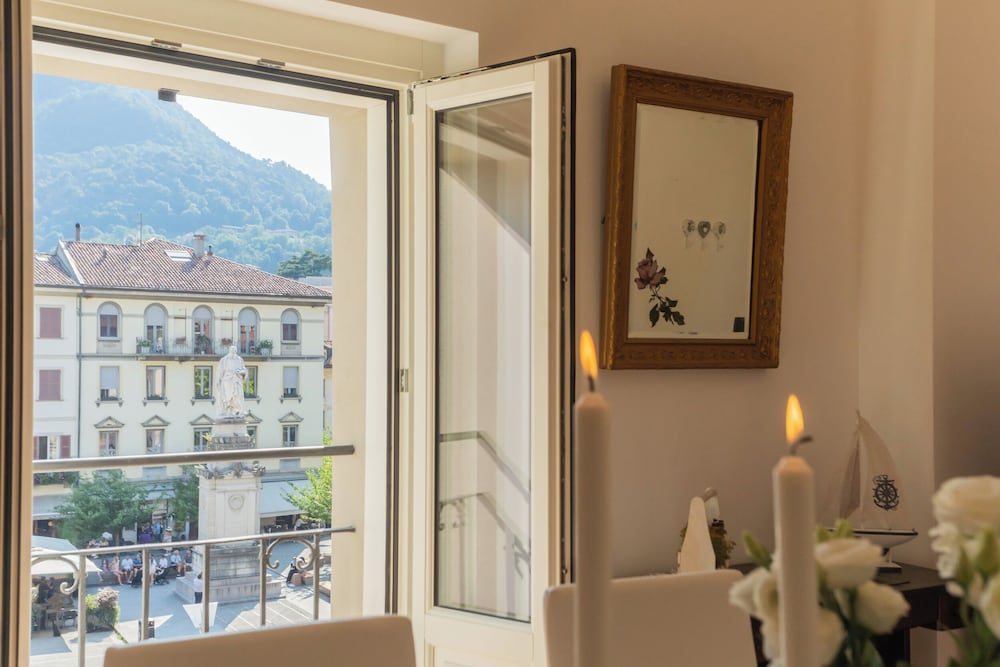 Linda Apartments by Rent all Como