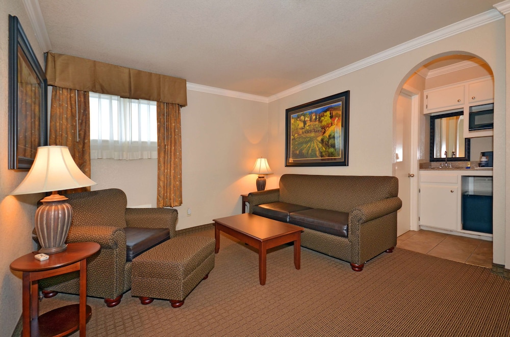 McAlester Vacations - Best Western Inn Of McAlester - Property Image 4