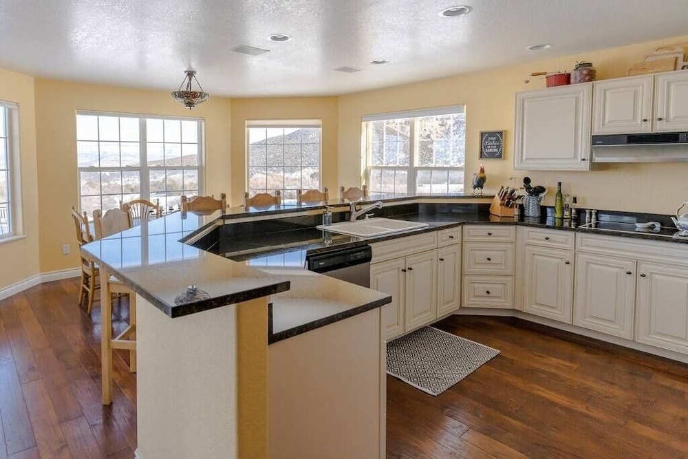 Lone Eagle Haven 3 Bedroom Home