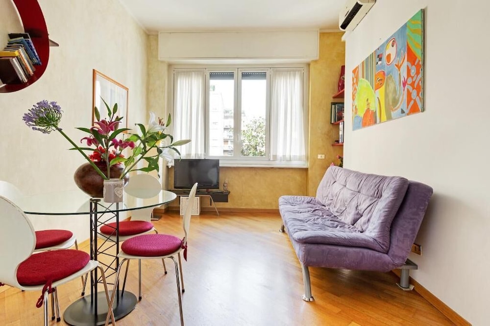 Moscova Balcony Flat