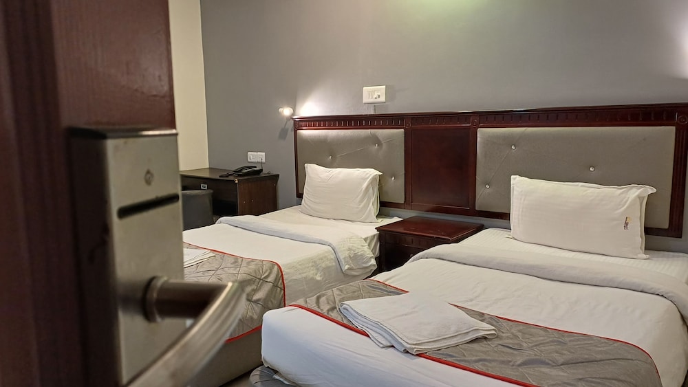 Sign Inn Apart Hotel Sriperumbudur
