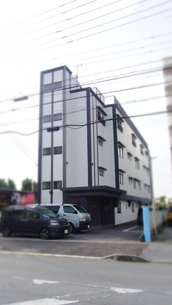 Photo 8