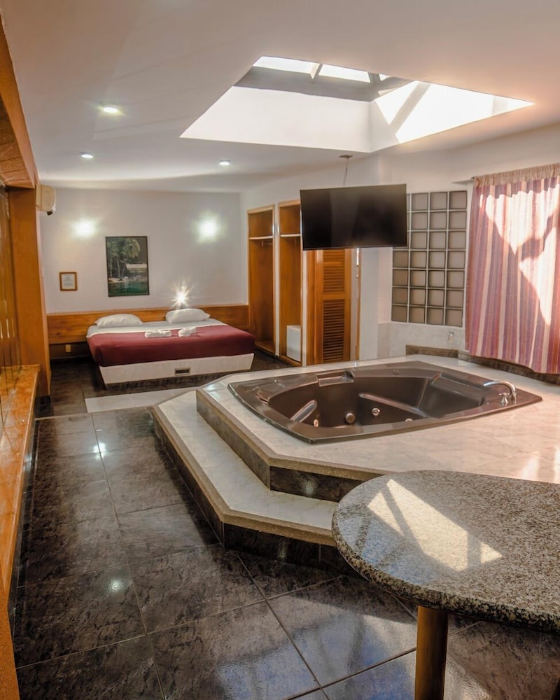 HOTEL ESPOR CA