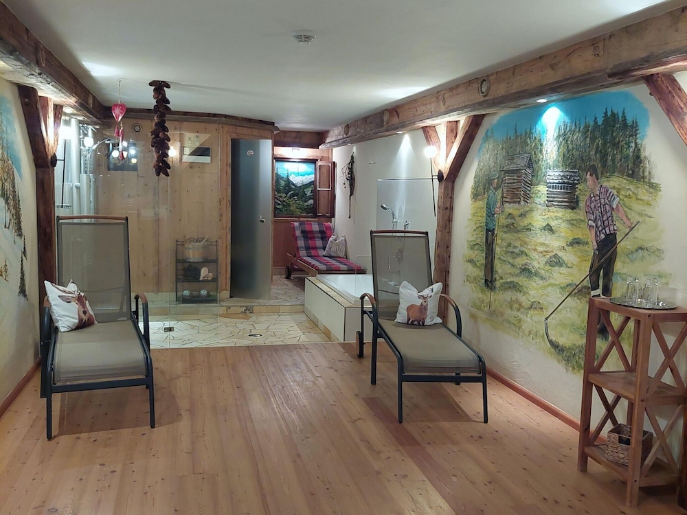 Chalet Salzach Near Ski Lift & Spa