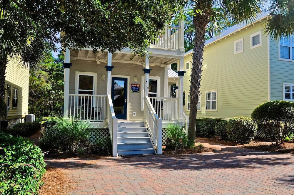 All U Need 4 Bedroom Holiday Home By Coastal Dreamin