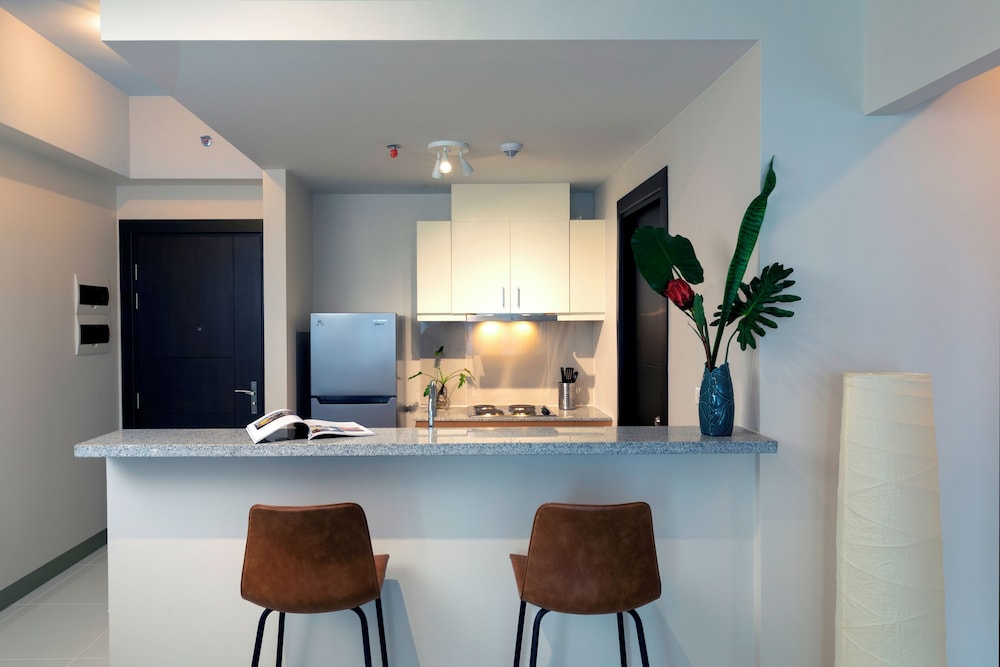 Uptown Park Suites Tower 2
