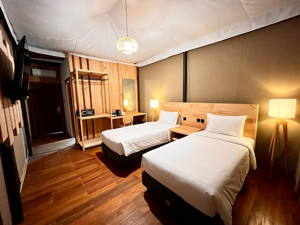 Tebing View Glamping, Azana Hotel Collection