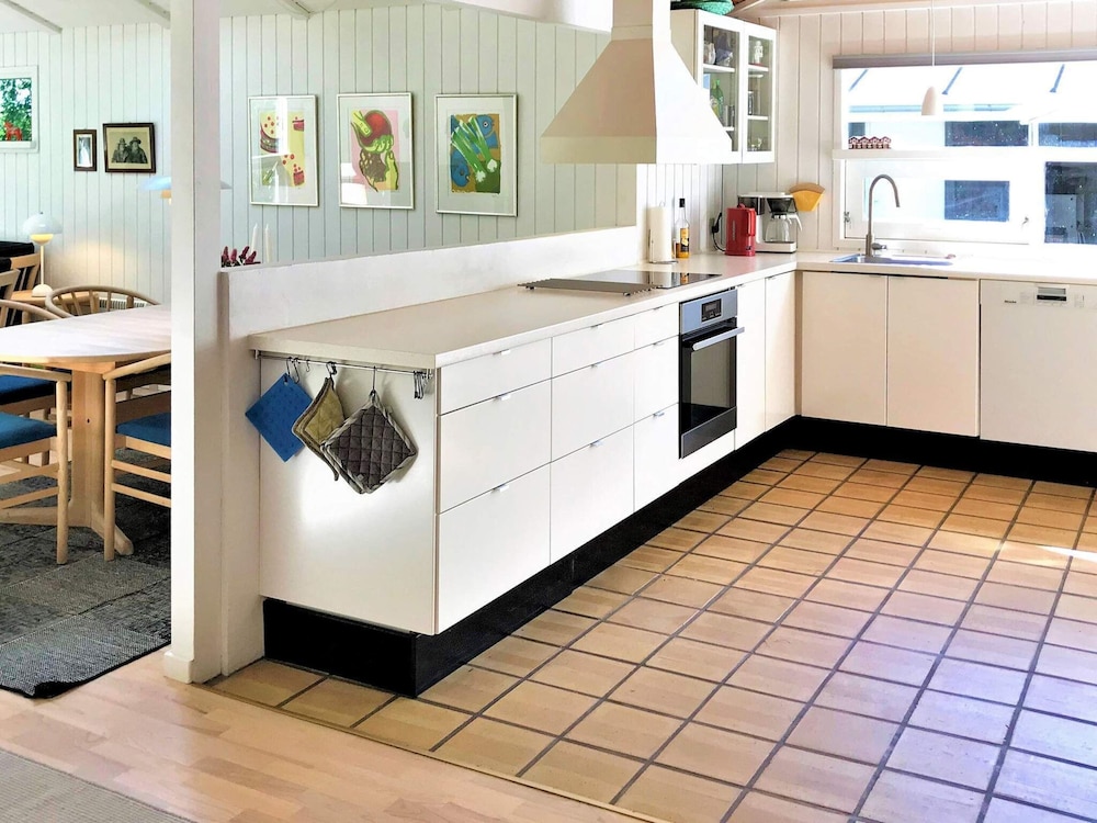 6 Person Holiday Home in Bindslev