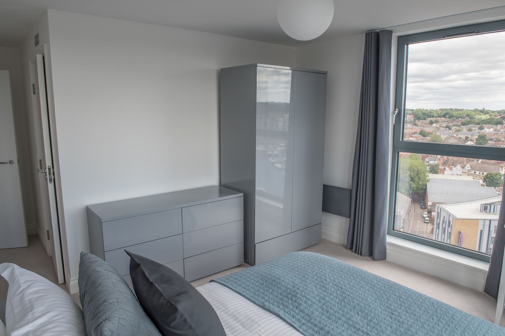 Toothbrush Apartments - 3 Bed Penthouse view 4