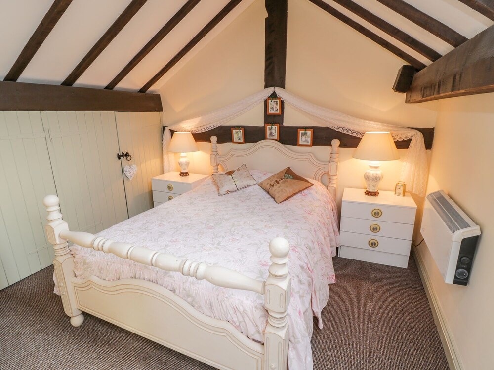 Old Stables Cottage view 3