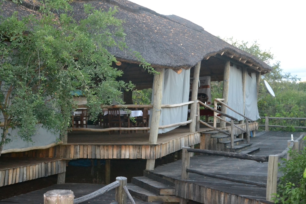 Mabata Makali Lodge & Campsite