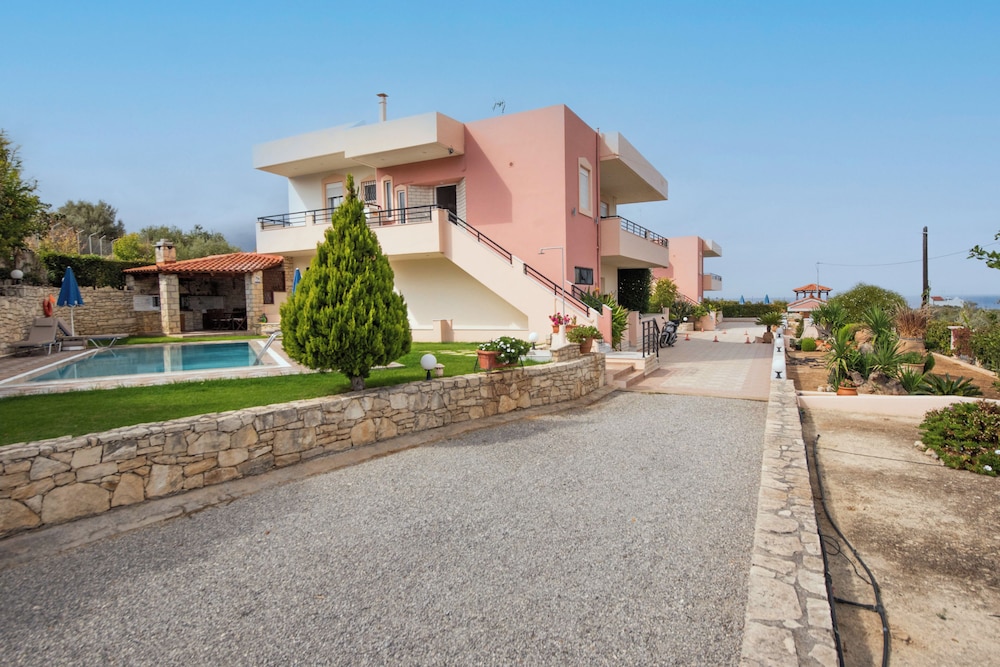 Villa Pantelis With Private Pool