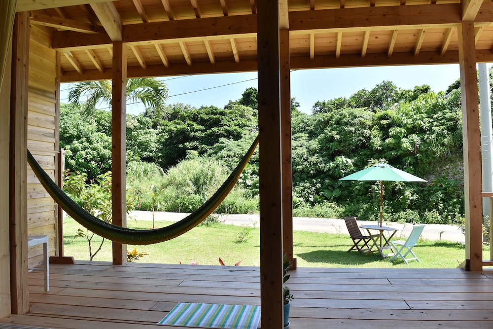 Beach Side House alohana view 3