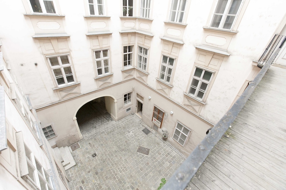 Heart of Vienna Apartments