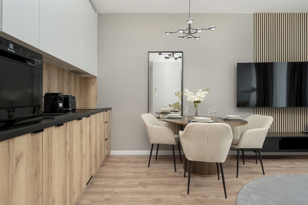 Air Conditioned Apartment by Renters