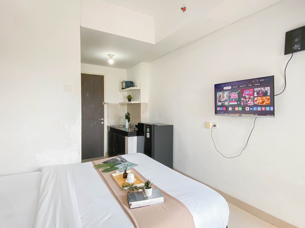 Basic Studio Apartment Near Cisauk Station At Serpong Garden
