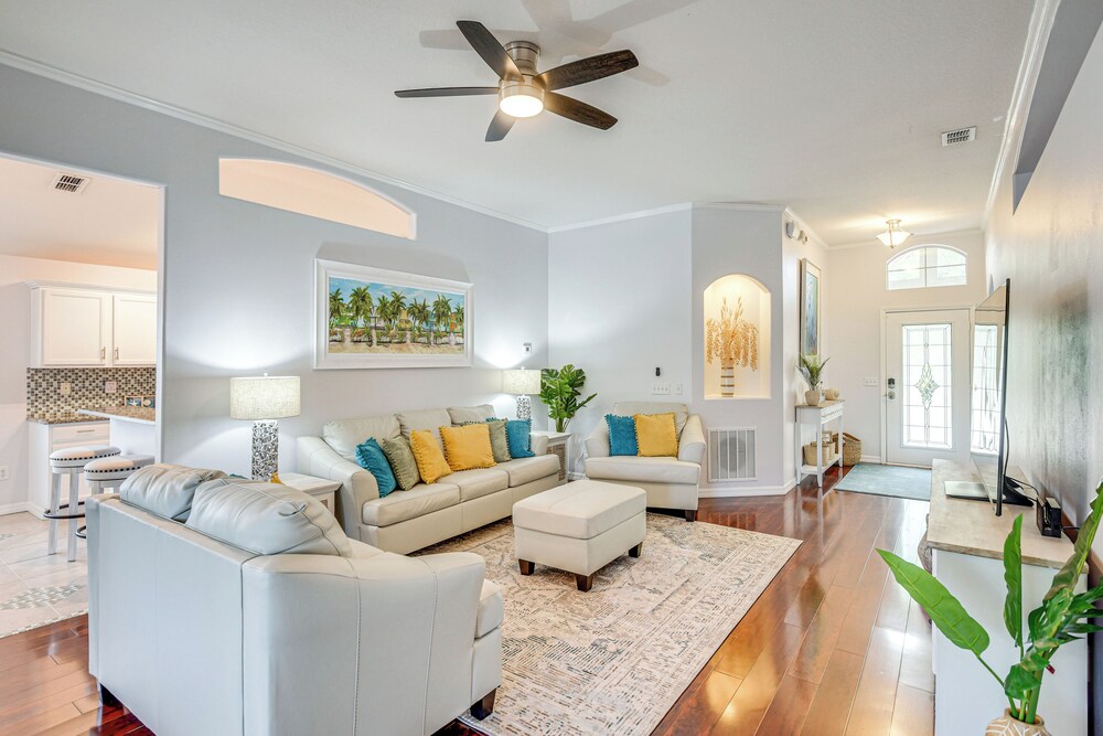On-site Canal Access: Luxe Home in Palm Coast!