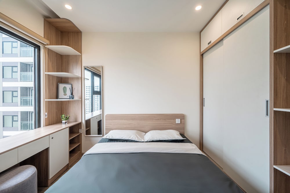 LA Nest 2BR WeeklyMonthly big deal GH2