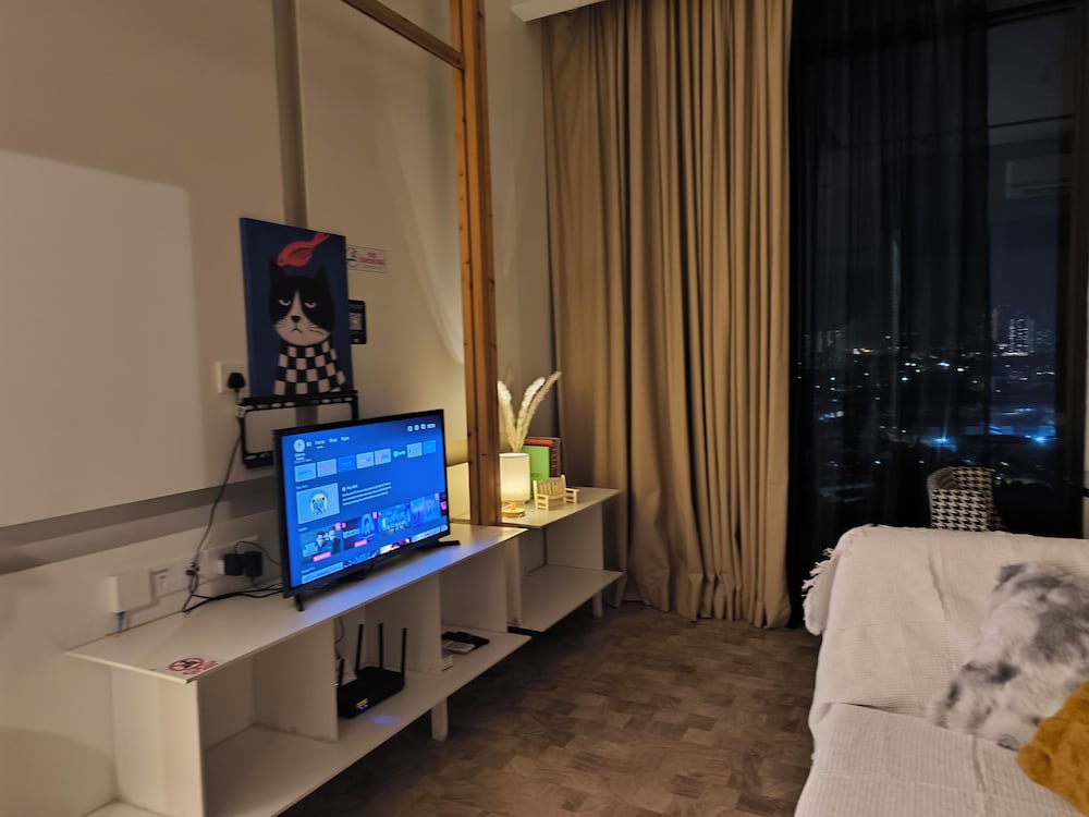Expressionz KLCC By Laze Home