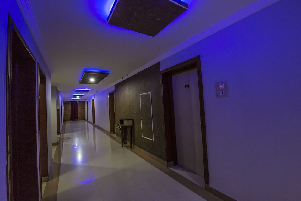 Hotel Aryaas view 5