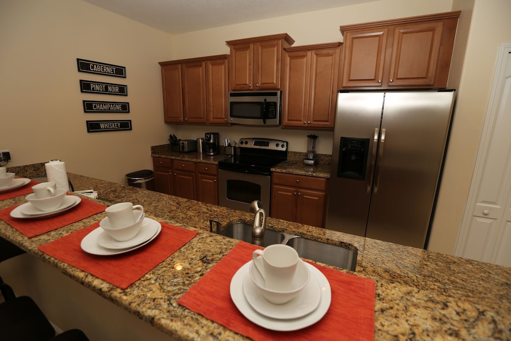 Paradise Palms Resort Orlando