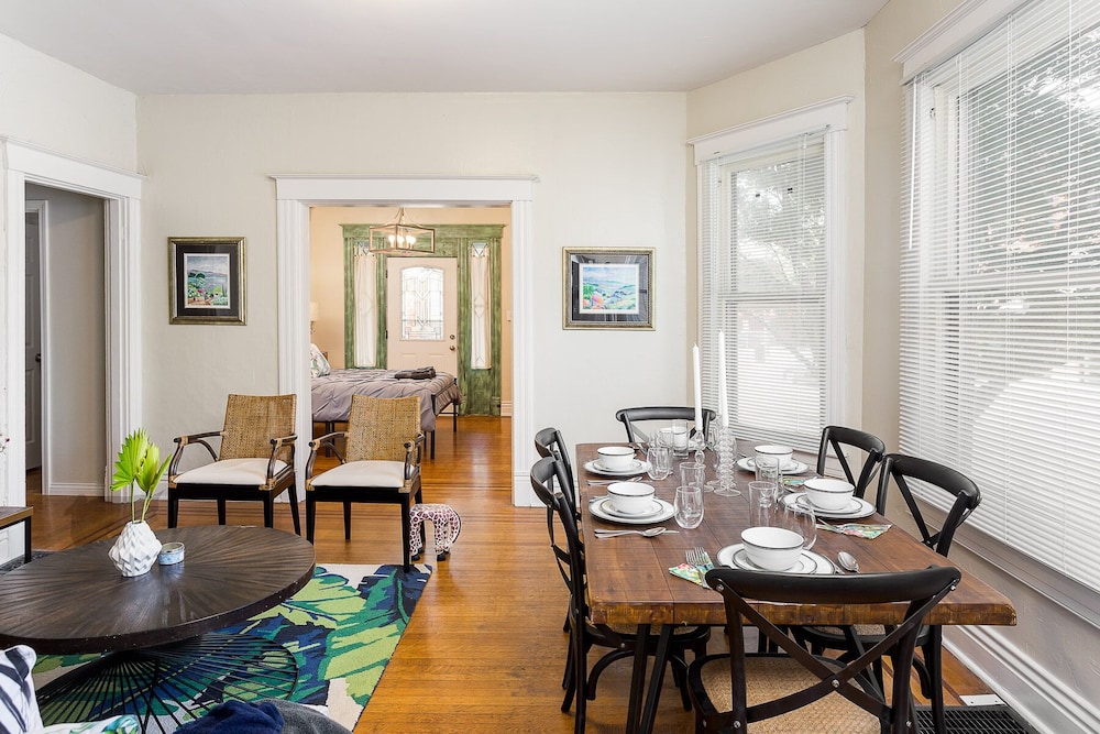 Fully renovated 4BR Bardstown / Highlands! - Image 5