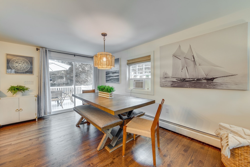 Rye Coastal Retreat w/ Deck Outdoor Dining - Property Image 10