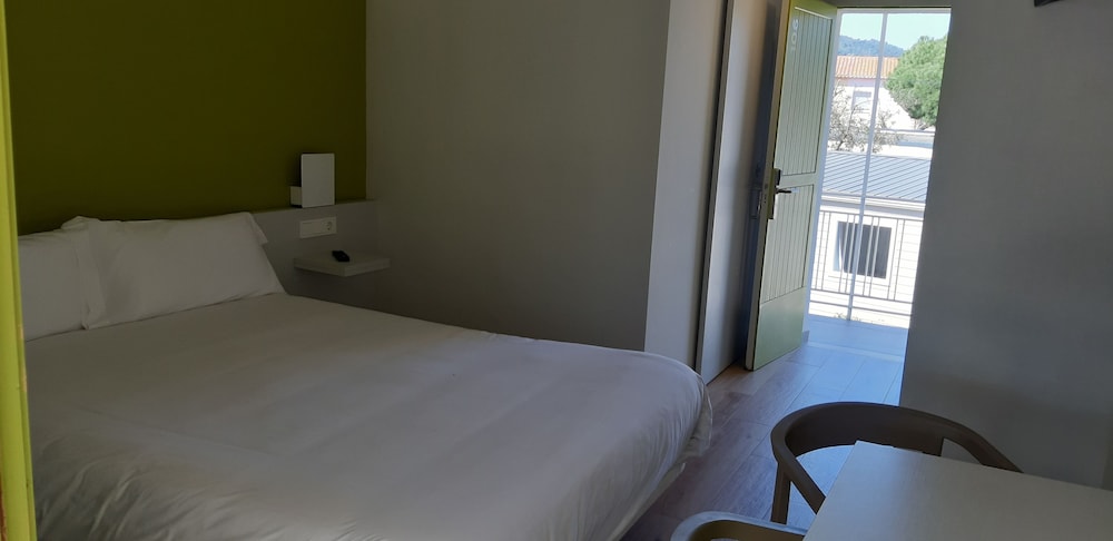 Hostal Bellsol