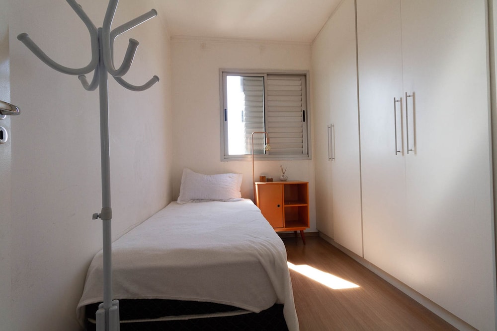 Apartamento com Lazer Wi-fi e Garagem em Jaragu