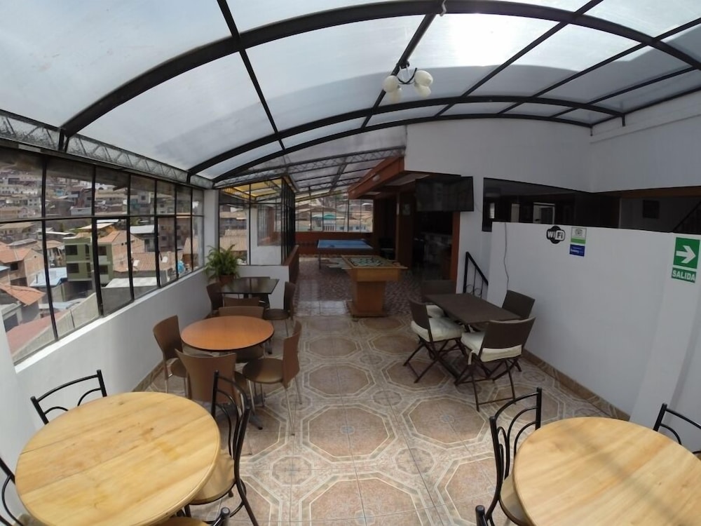 Cusco Packers Hostels