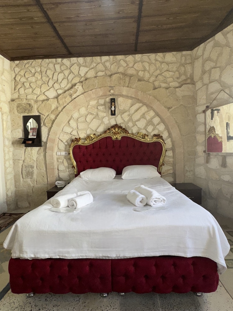 Hotels Crazyhorse