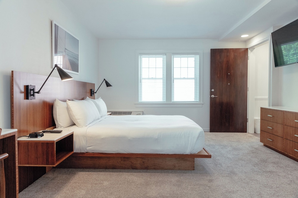 Skaneateles Boutique Hotel view 5