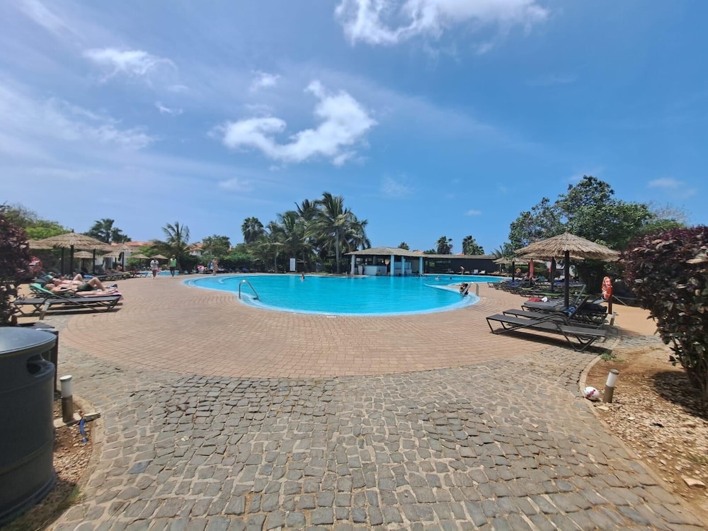 Tortuga Beach Apartment Oasis