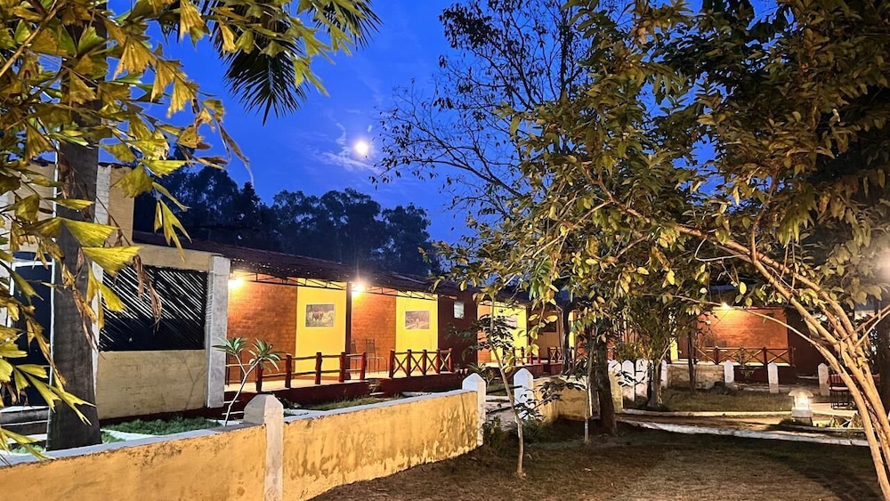 Taal Tiger Resort