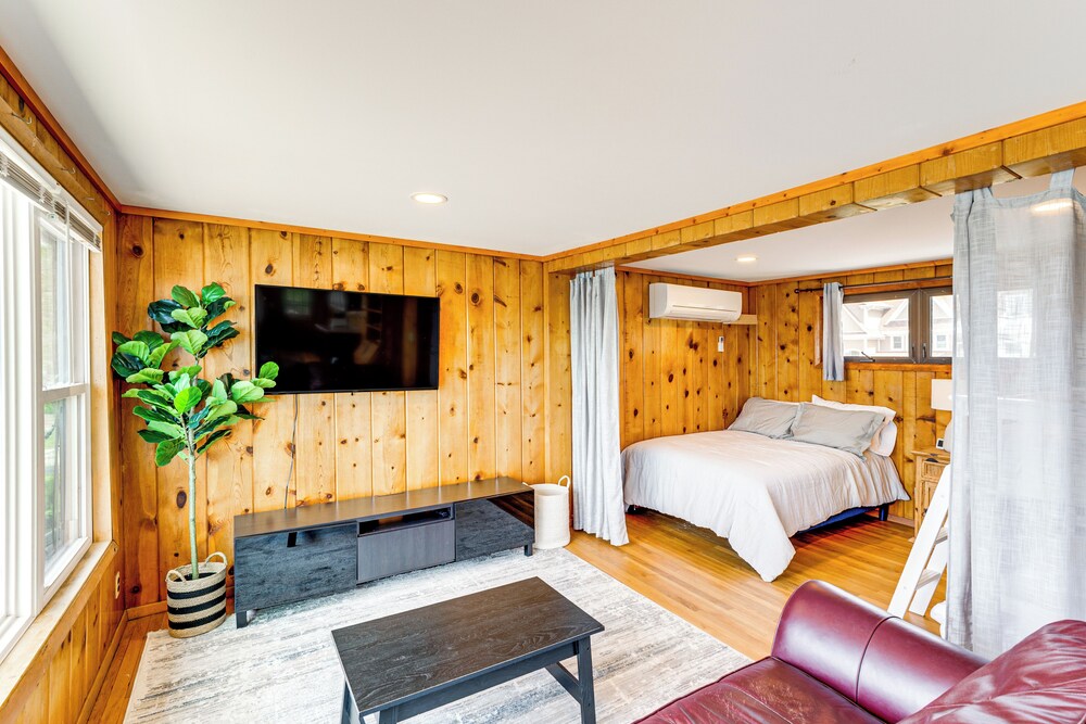 Steps to Powers Lake: Wisconsin Family Home