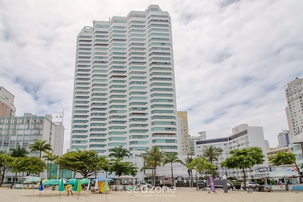 Apartment With Privileged sea View 4 Suite Etl2702