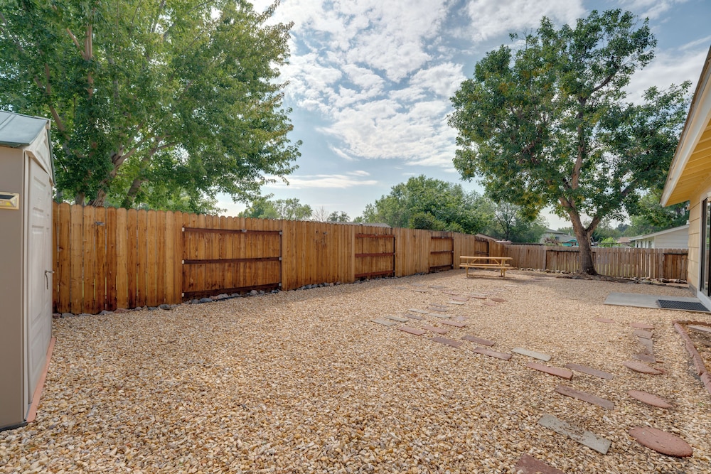 Quiet Home w/ Yard: 2 Mi to Mall & Sparks Marina!