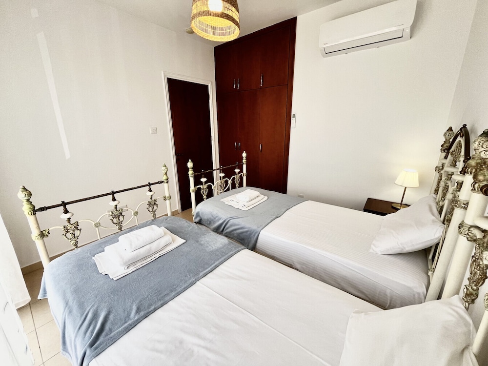65 PRO - Stay Aphrodites Dream Villa