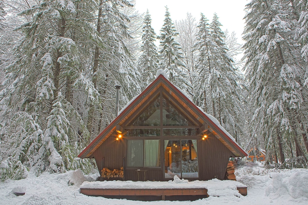 Four Stone Lodge Near Mt Rainier