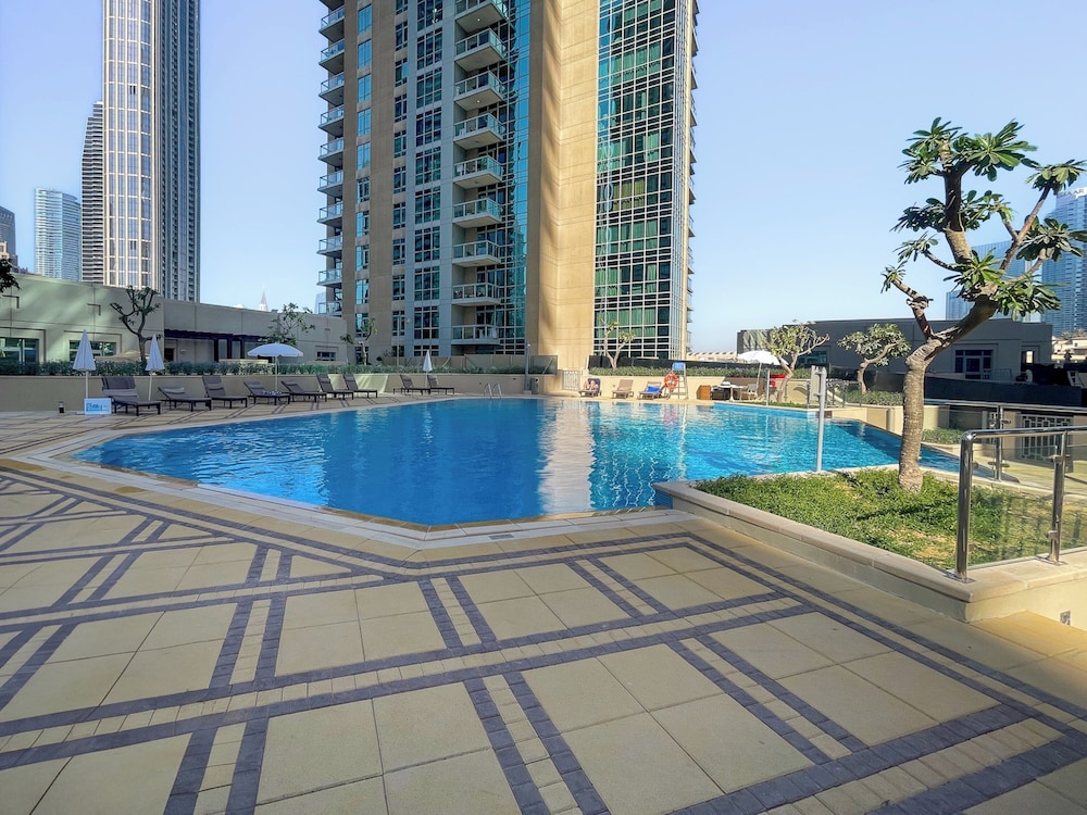 GLOBALSTAY The Residences Tower 1