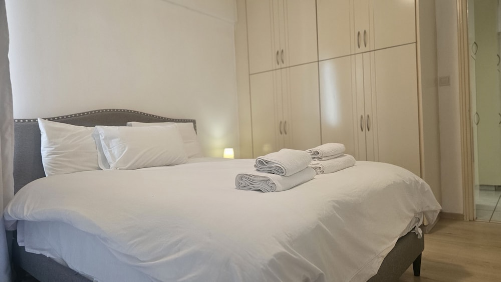 53 NIC - Stay Elion Apartment