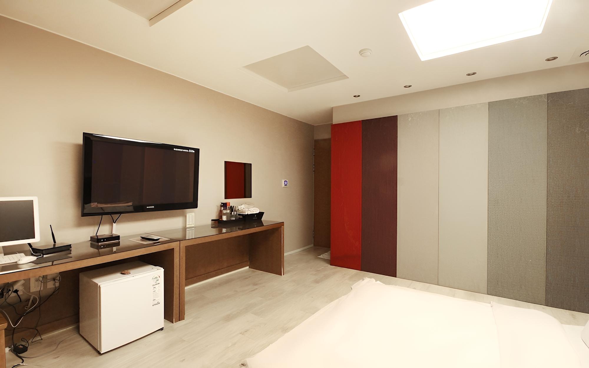 Iksan Shilla view 2