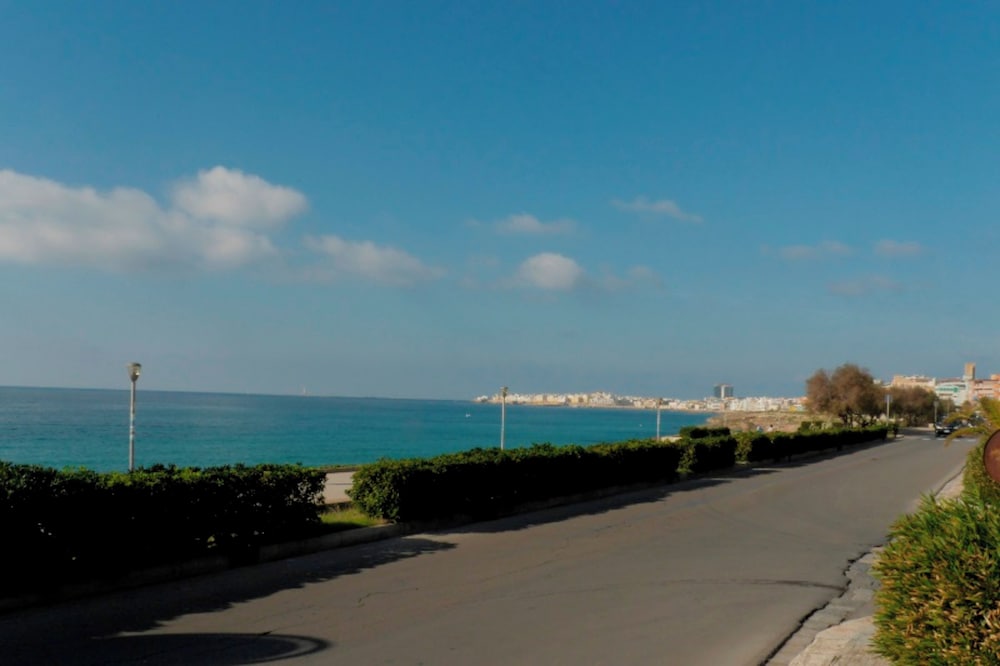 Stunning sea View Flat for 6 Baia Verde Gallipoli