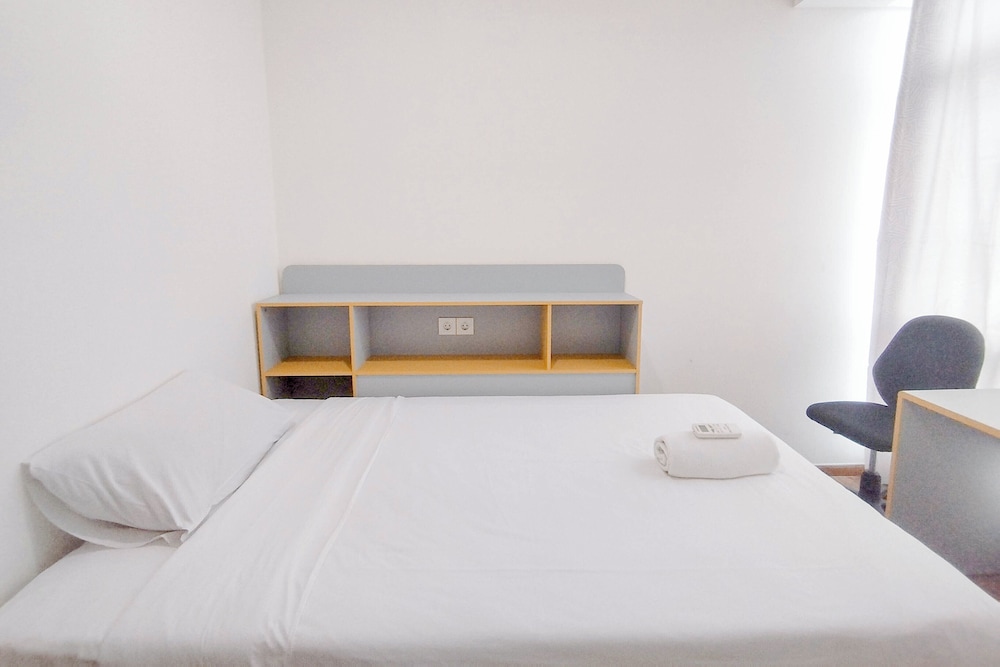 2Br Minimalist And Simply At Grand Sungkono Lagoon Apartment