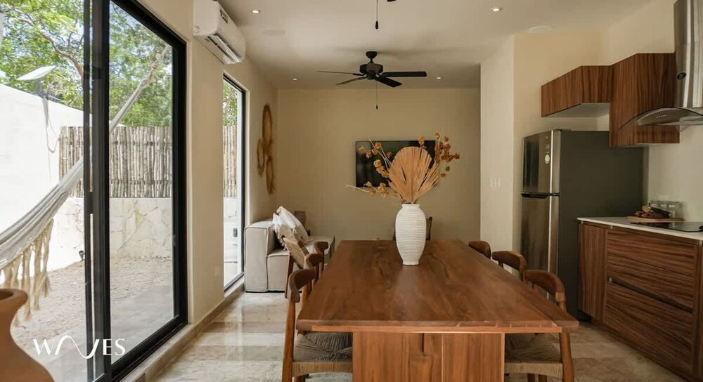 Exclusive Apt w Private Pool Surround Speakers