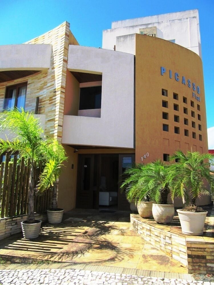 Picasso Flat