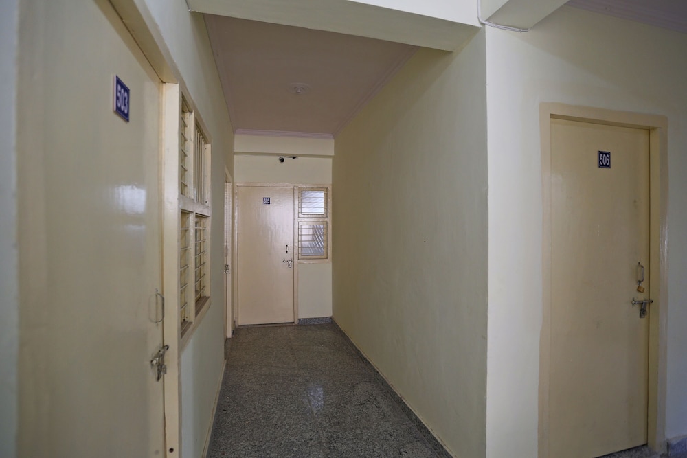 SPOT ON 48911 Sukhrali Residency - Property Image 6