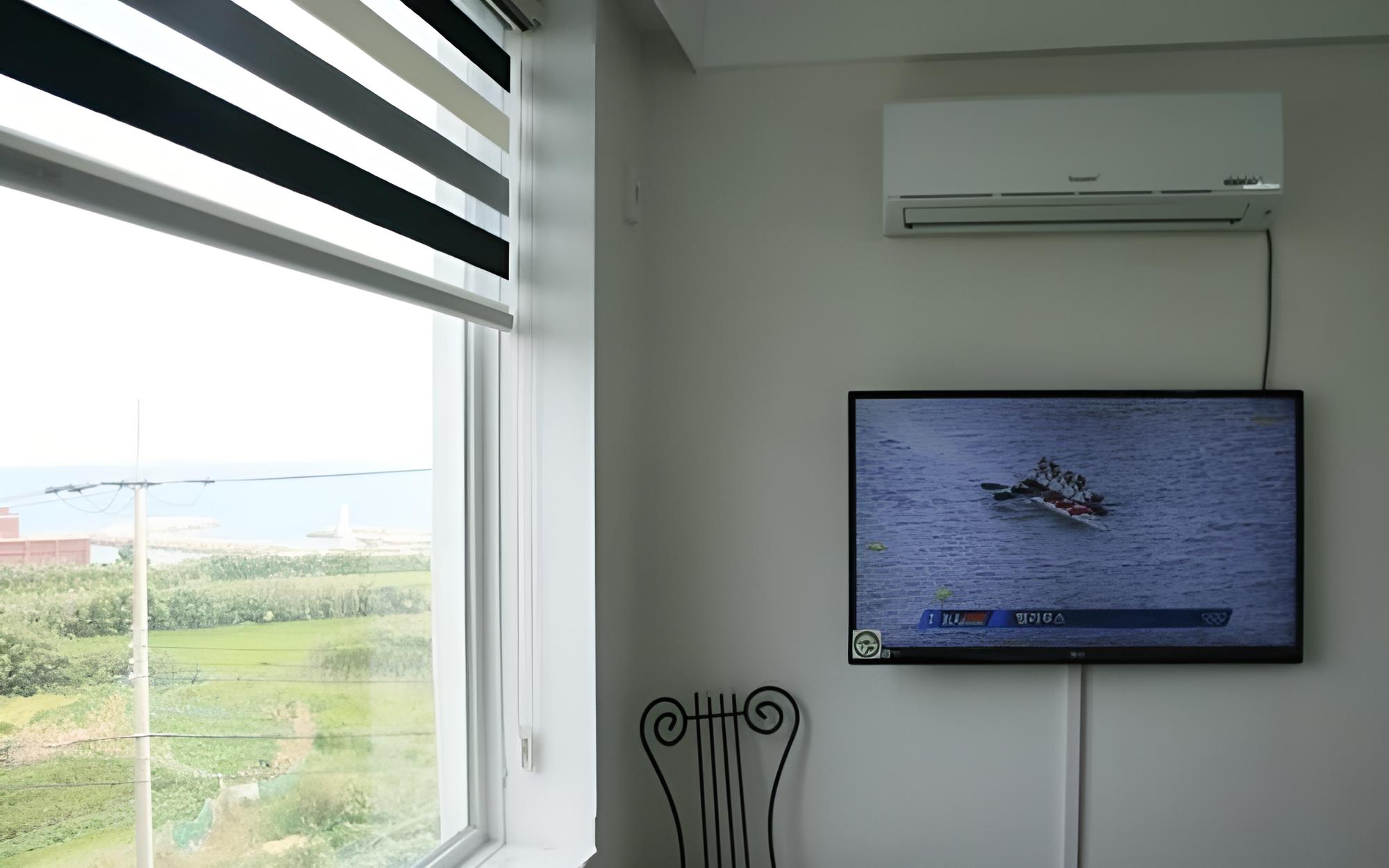Pohang Hwajin Beach Pension view 5